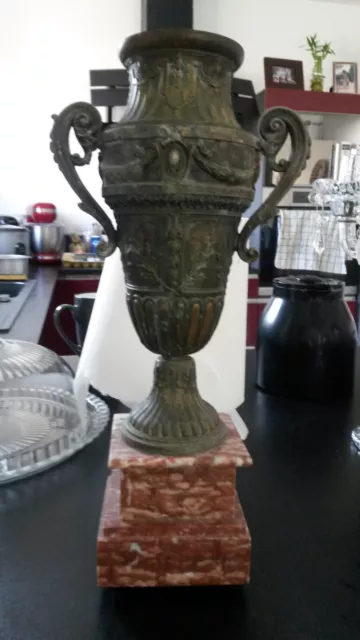 Beau Grand Vase Decoratif En Regule Socle Marbre  Ancien France Xix Em Siecle W