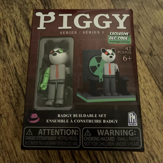  PIGGY - Badgy Figure Buildable Set - Badgy Building Brick Set  Series 1 - Includes DLC : Toys & Games