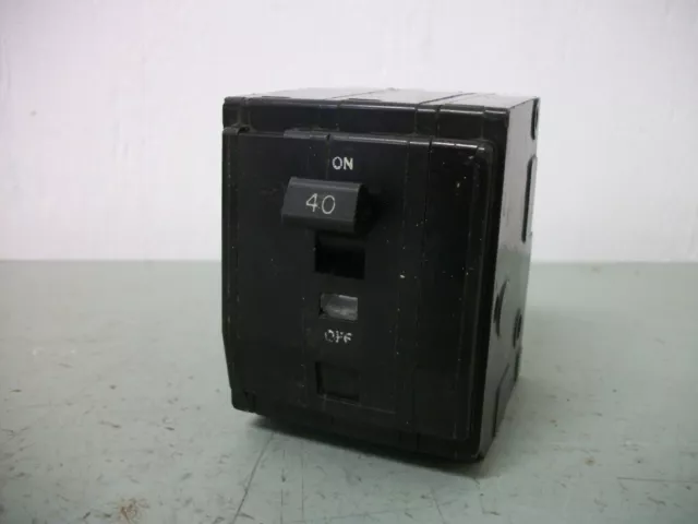 Square D Qo Circuit Breaker Qo340 40Amp 240Volt 3Pole Old