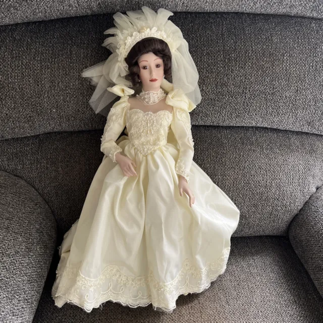 Vintage 19" 1991 Priscilla Porcelain Bridal Doll Limited Edition 1188/9500