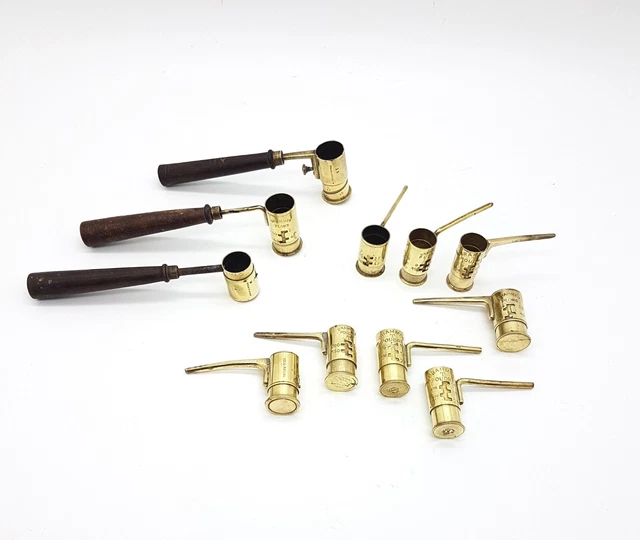 Une ancienne cartouche de fusil de chasse pour collection cal 16 douille laiton - Douilles