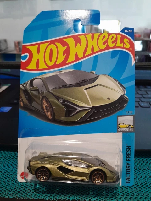 HotWHeeLs　FACTORY FRESH LAMBORGHINI HURACAN ホットウィール ミニカー