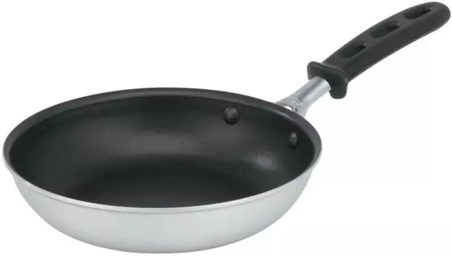 Vollrath 67608 Fry Pan - Nonstick Steelcoat x3 Finish 8"Diam.