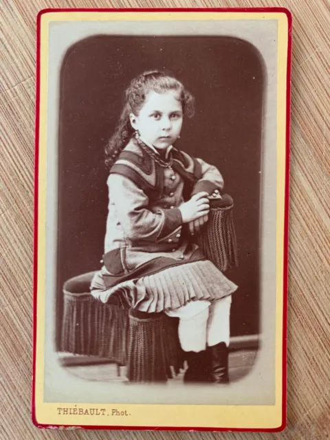 Photo Carte de Visite CDV Portrait jeune fille 1880 Thiebault Dijon
