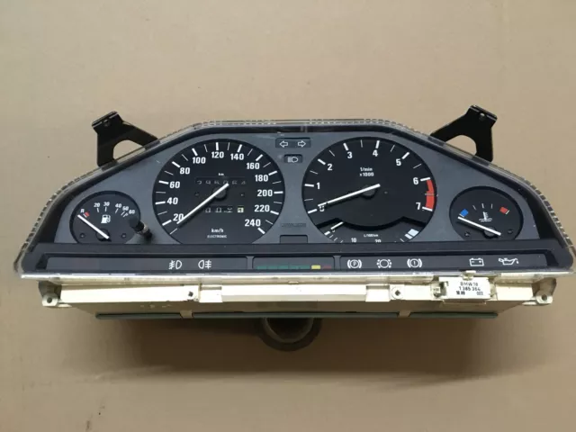 bmw E 30 Kombiinstrument  - Tacho mit Drehzahlmesser