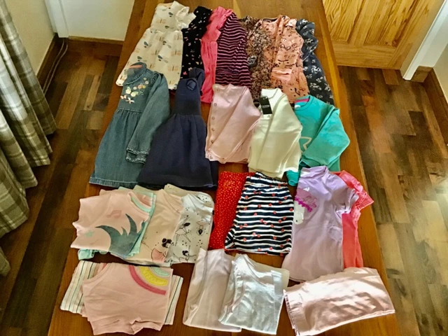 Large Mixed Bundle of Girls Clothes 23 Items - Age 3-4 years