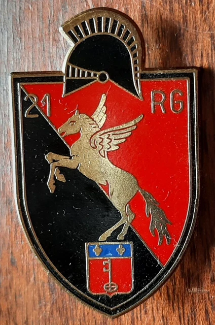 FRANCE GENIE MILITAIRE Insigne 45° Régiment Du Génie De L'air DP 1265 Item 11789533