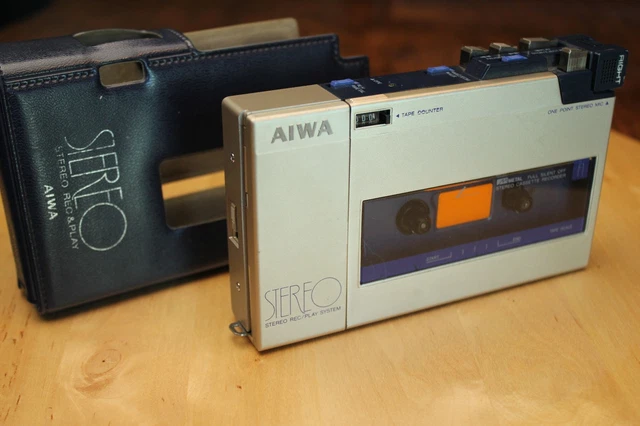 Vintage Aiwa Walkman HS-F1 Stereo Cassette Recorder/Player with Case