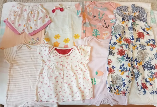 Baby girl used 3-6 months Summer bundle shorts, rompers, dresses 8 items