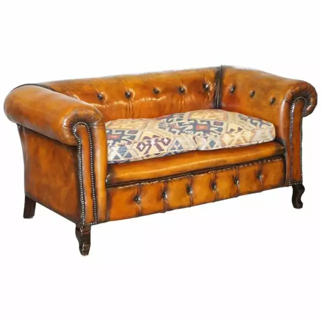 1 Of 2 Restored Victorian Gentleman's Club Chesterfield Leather Sofas Kilim Seat