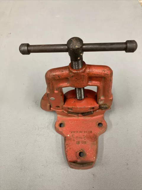 No 16 Pipe Vise 1/8” To 2” Made In USA Jaws Are In Good Condition