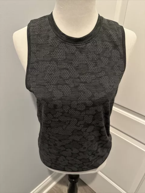 Lululemon Breeze By Muscle Tank Polar Spots Titanium/ black Size 8 NWT