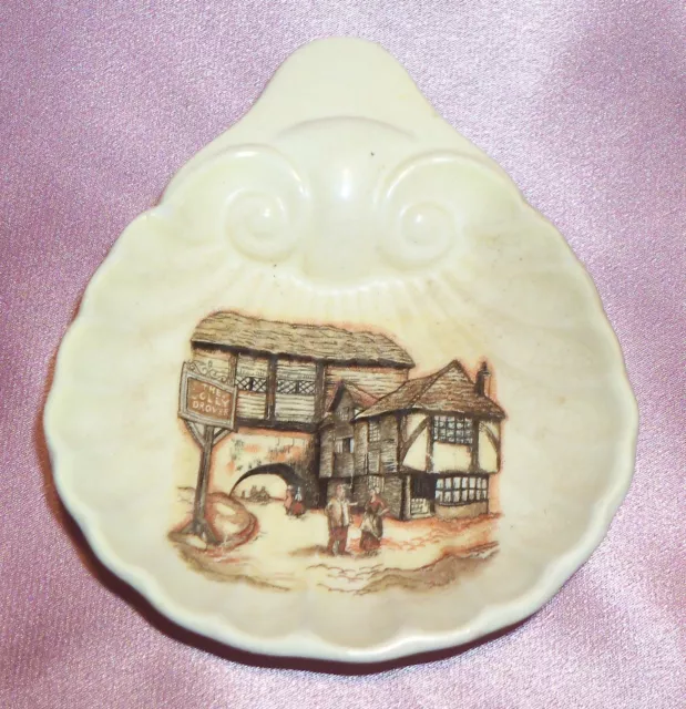 Estate Collectable ~ Sandland Ware Old Shell Butter Dish ~ Vintage England