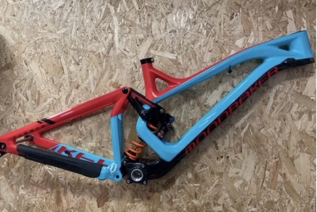 MONDRAKER SUMMUM PRO Team Carbon Frame 2019 New In Box Size Small