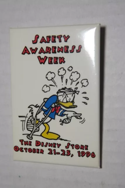 Disney Store Cast Member Donald Duck 1996 Safety Awareness Week Pin Button