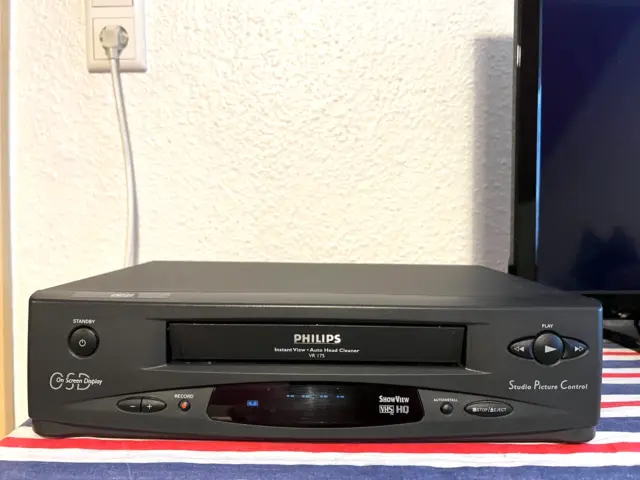 VHS VCR PHILIPS VR 175 ShowView HQ Videorecorder Videorekorder