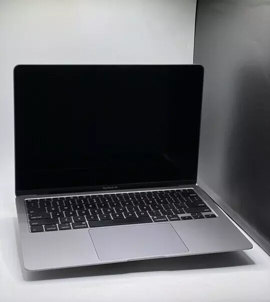 Apple MWTJ2LL/A  MacBook Air 13."Laptop 1.1Ghz Core i3-1000NG4 8GB RAM C grade