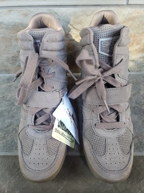 NWT Sketchers +3 Womens Ankle Booties Tan Size 7