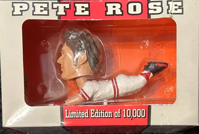 Pete Rose Autographed Limited Edition Bobble Head 814 of 10,000