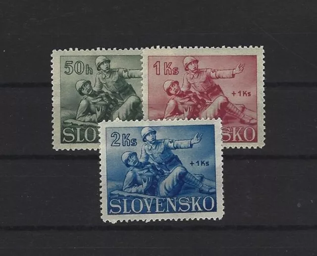 SLOVAQUIE n° 58/60neuf sans charnière