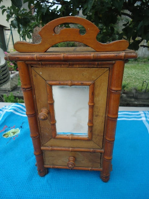 ANCIENNE ARMOIRE DE poupée en bois bambou marron clair EUR 40,00