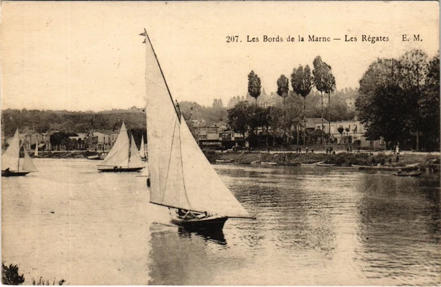 CPA Les Bords de la Marne - Les Regates (1352862)