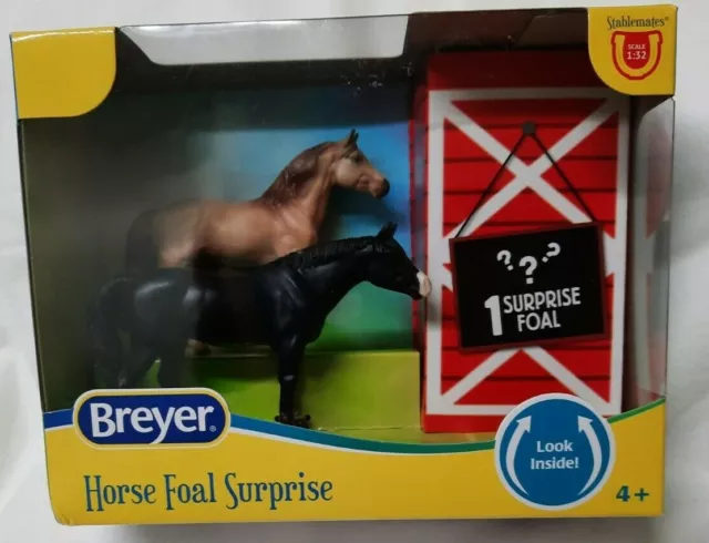 Breyer Horse Family with Surprise Foal 6222 Stablemates NEW 1:32 Scale