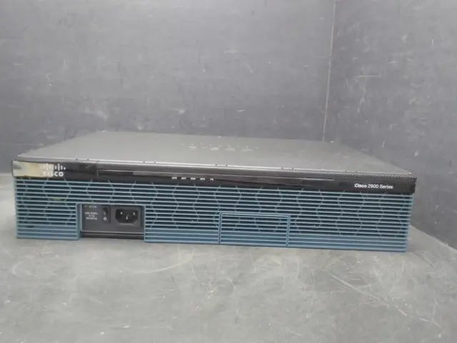 Cisco 2900 Series CISCO2911/K9 V05 Integrated Service Router (78-191-12)
