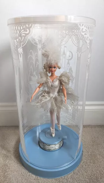 1991 SWAN LAKE Barbie Ballerina Music Box Doll w Display Case 1st in Series 74.99 PicClick UK