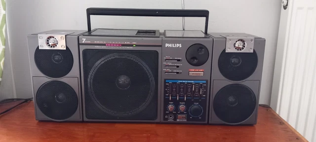 Radio Vintage Philips D-2012 FM MW LW portable - Collection