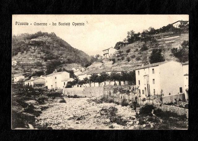 Cartolina Piteccio caserma la società operaia
