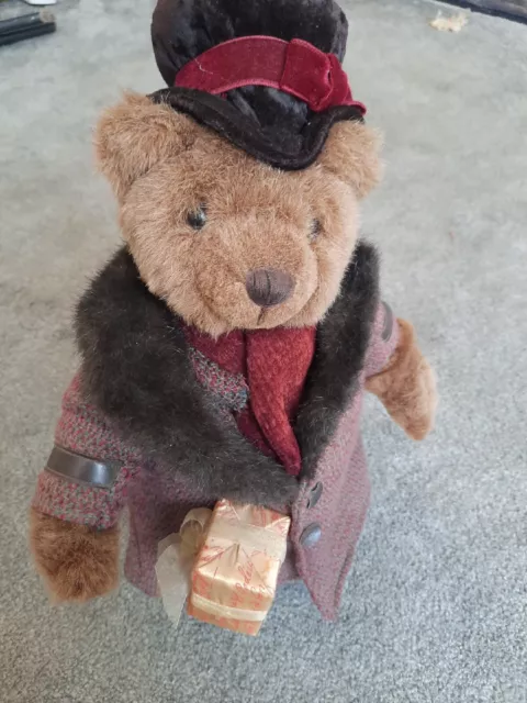 Russ Berrie Oliver teddy Bear 16" standing & attached stand - soft toy Victorian