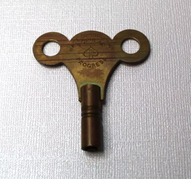 Vintage Popular Progress #12 Brass Clock Key