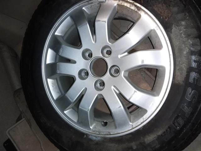 Used Wheel fits: 2005 Honda Cr-v 16x6-1/2 alloy 10 spoke Cromodora manufacturer