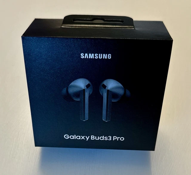 SAMSUNG - Galaxy Buds3 Pro シルバー【新品未開封】 Galaxy Buds3 Pro シルバー SM-R630NZAAXJP【国内版】|中古