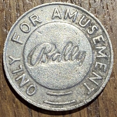 696 RECHERCHÉ JETON TOKEN FOR AMUSEMENT ONLY HONG KONG 