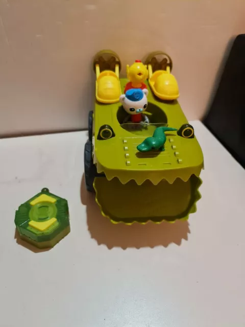 Octonauts Gup K Swamp Remote Control R/C Vehicle Toy with Captain And Alligator