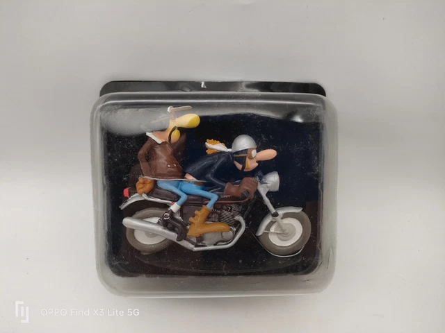 Figurine Joe Bar Team - Zaza Et Bracame Sur Triumph 650 Tiger TR6 C