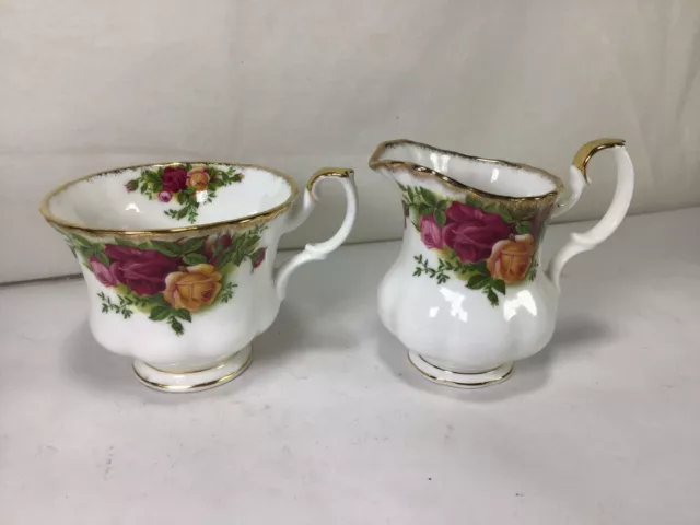 QQ89 Vintage 2 Royal Albert Very Beautiful Floral Bone China Cup and Milk Jug