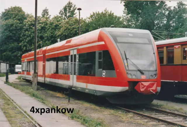 Foto: Dieseltriebwagen der Deutschen Bahn AG in Berlin