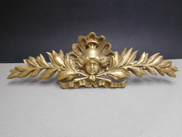Fronton ornement en bronze ameublement Fronton ornement en bronze ameublement