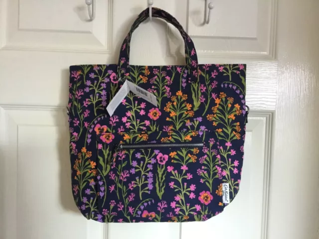 CATH KIDSTON REVERSIBLE CROSS BODY BAG PAPER PANSIES  (Navy/Lilac)