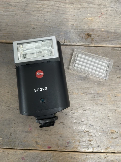 LEICA SF 24D Shoe Mount Flash PicClick UK