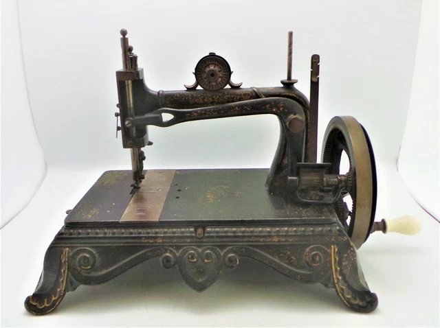 RARE VICTORIAN SEWING MACHINE By J COLLIER & SONS - 12" - "COLLIERS ADVANCE"