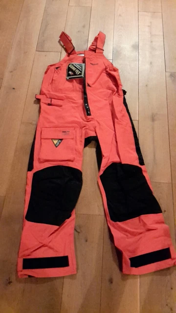 Pantaloni vela altura Musto HPX Ocean Trousers size XL. Pantaloni vela altura Musto HPX Ocean Trousers size XL.