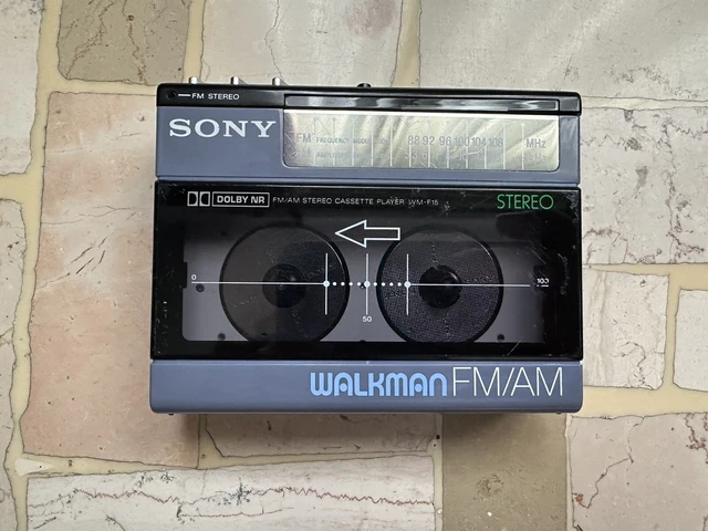 ソニー ウォークマン WM-F15 （File:Sony Walkman WM-F15.jpg