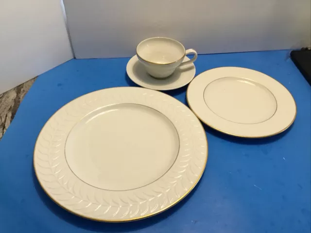 4 Pc. Set Shenango China By Interface Plate, Salad Plate, Cup And Saucer