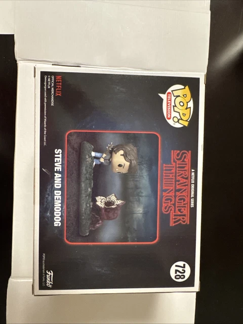 Funko Pop! Vinyl Figure 728 Movie Moments - Stranger Things: Steve & Demodog