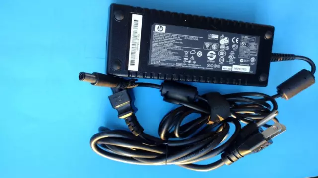 Original OEM HP 135W AC Adapter for Pavilion Laptop dv7-2022tx dv7-3080us w/PC