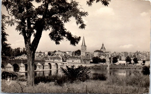58 LA CHARITE SUR LOIRE  carte postale ancienne [JR07974]